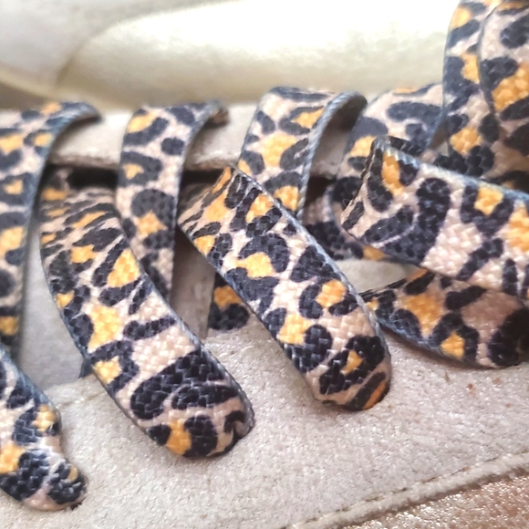 SZ 6 WOMENS SHU SHOP MIA GOLD STAR FASHION SNEAKER - Picture 4 of 9